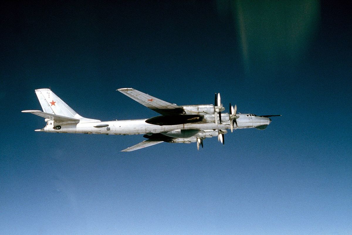 A Tu-95 szovjet-orosz hadászati nehézbombázó 1956-ban állt hadrendbe és még ma is aktív szolgálatban van