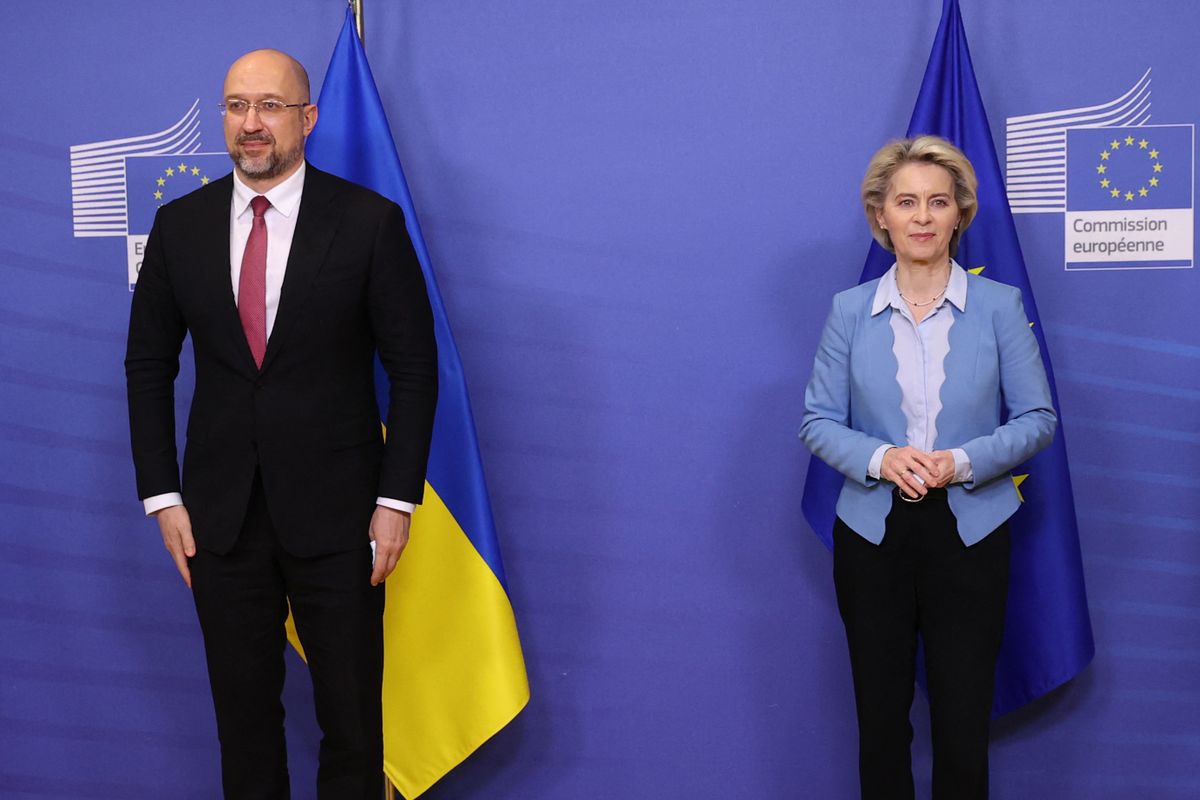 A védelmi miniszter tagadta az ukrajnai kényszersorozás tényét