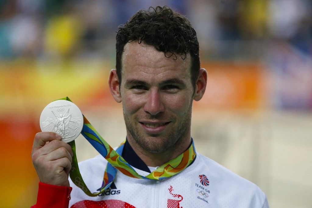 A Szigetjátékokon valaha szerepelt sportolók összesen egy olimpiai érmet szereztek, Mark Cavendish jóvoltából, kerékpár,Great Britain's Mark Cavendish, bronze medal, during the podium ceremony for the Men's Omnium Cycling at Rio 2016 Olympic Games in Rio de Janeiro, Brazil , Monday, August 15, 2016 (Photo by Fernando SOUTELLO / AGIF via AFP)