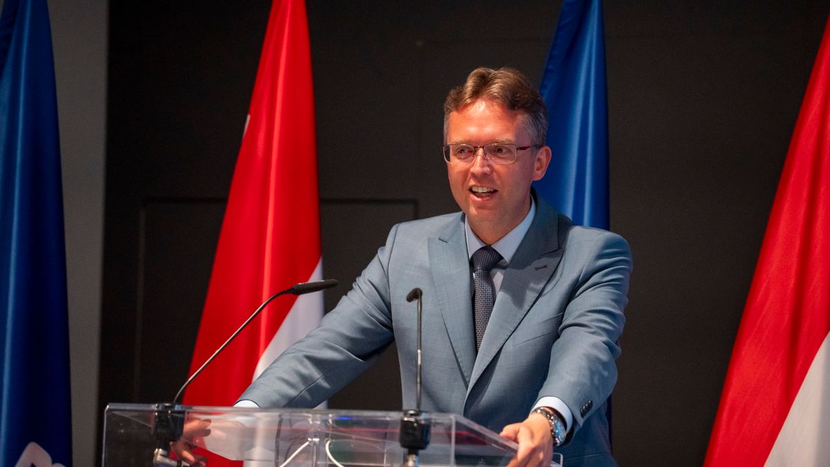 Hankó Balázs: Lábbal tiporják az egyetemi autonómiát