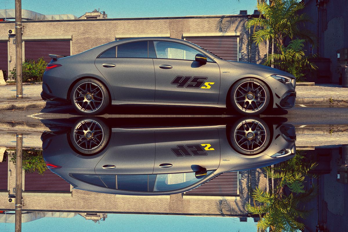 Der Mercedes-AMG CLA 45 S 4MATIC+ bietet als viertüriges Coupé (Energieverbrauch kombiniert: 9,0-8,9 l/100 km | CO₂-Emissionen kombiniert: 205-201 g/km | CO₂-Klasse: G[1]) und als Shooting Brake (Energieverbrauch kombiniert: 9,2‒9,1 l/100 km | CO₂-Emissionen kombiniert: 209‒206 g/km | CO₂-Klasse: G1) Fahrspaß auf höchstem Niveau. Jetzt bietet die „Final Edition“ eine noch exklusivere Ausstattung mit zahlreichen editionsspezifischen Details.;Energieverbrauch kombiniert: 9,0-8,9 l/100 km | CO₂-Emissionen kombiniert: 205-201 g/km | CO₂-Klasse: G)* und als Shooting Brake (Energieverbrauch kombiniert: 9,2‒9,1 l/100 km | CO₂-Emissionen kombiniert: 209‒206 g/km | CO₂-Klasse: G)*

The Mercedes-AMG CLA 45 S 4MATIC+ four-door coupé (combined energy consumption: 9.0-8.9 l/100 km | Combined CO₂ emissions: 205-201 g/km| CO₂ class: G[2] ) and Shooting Brake (combined energy consumption: 9.2-9.1 l/100 km | combined CO₂ emissions: 209-206 g/km | CO₂ class: G1) offer driving pleasure at the highest level. The “Final Edition” now offers even more exclusive equipment with numerous edition-specific details.;Combined energy consumption: 9.0-8.9 l/100 km | Combined CO₂ emissions: 205-201 g/km| CO₂ class: G) and Shooting Brake (combined energy consumption: 9.2-9.1 l/100 km | combined CO₂ emissions: 209-206 g/km | CO₂ class: G)*