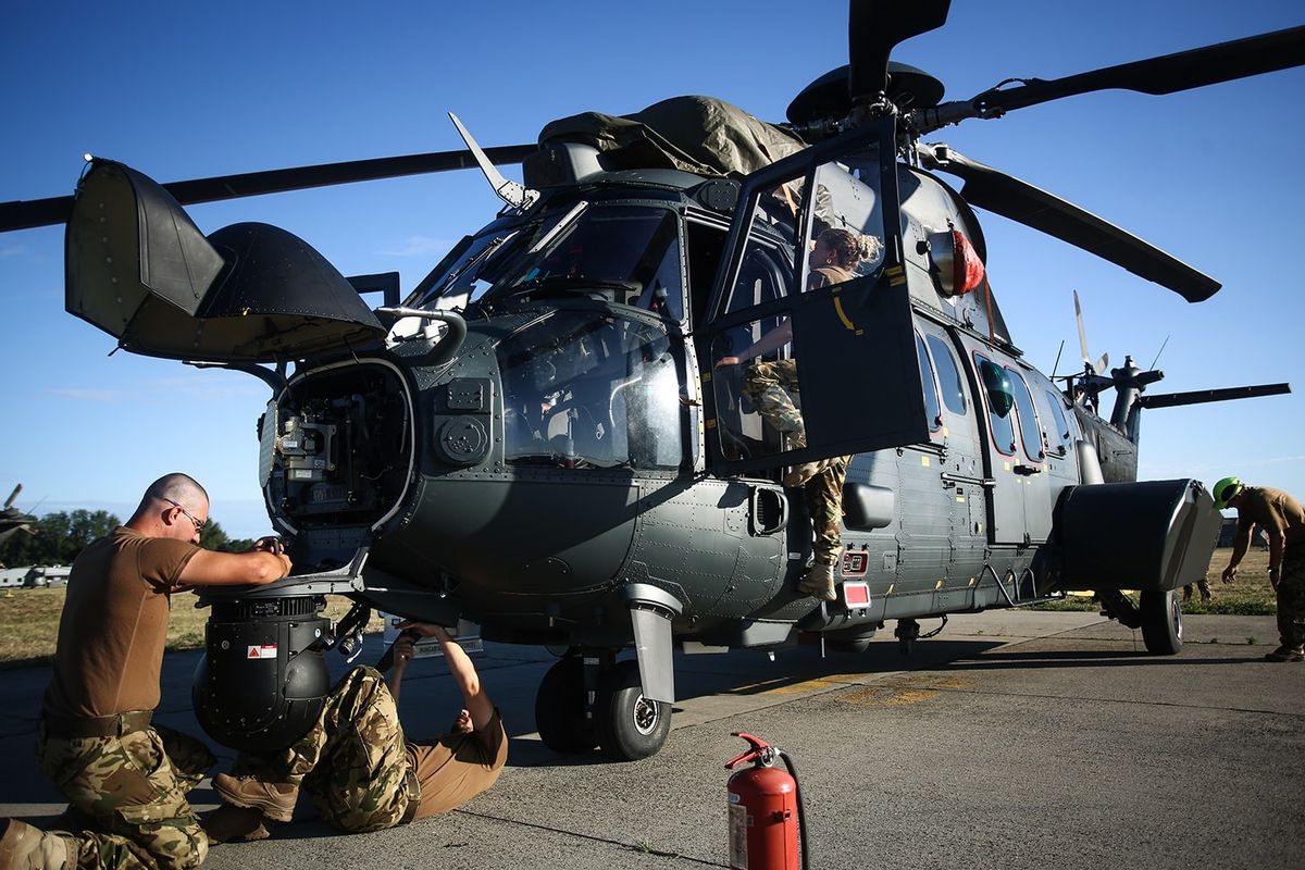 Albániába indulnak a honvédség H225M helikopterei (Forrás: Magyar Honvédség/Facebook)