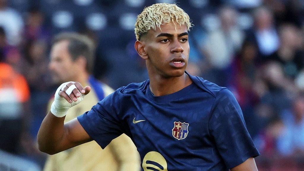 Lamine Yamal már nagykorúként kezdheti meg a felkészülést a Barcelona csapatával