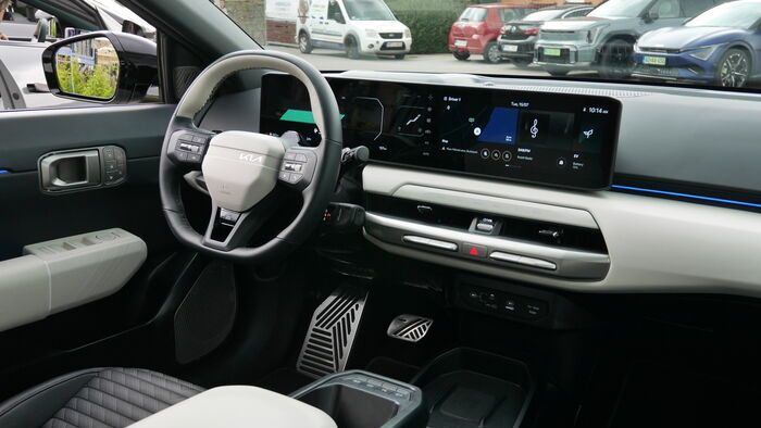 Kia EV4