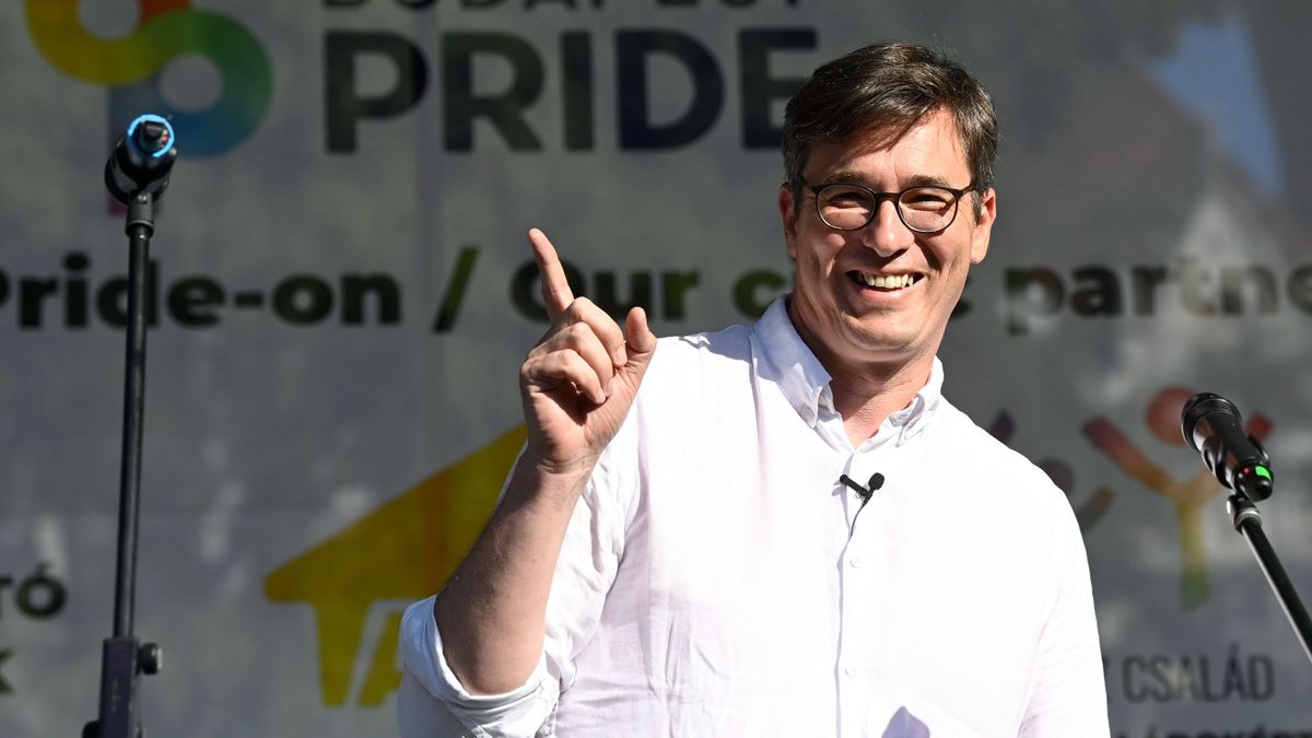 Karácsony Gergely ismét belerúgott a keresztényekbe