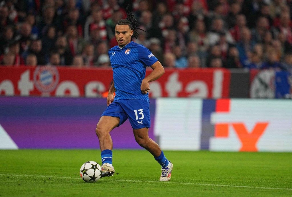 Samy Mmaee of GNK Dinamo  controls the ball  during the Champions League Round 1 match between Bayern Munich v Dinamo Zagreb, at the Allianz Arena, in Munich, Germany, on September 17, 2024. (Photo by Ulrik Pedersen/NurPhoto) (Photo by Ulrik Pedersen / NurPhoto via AFP)