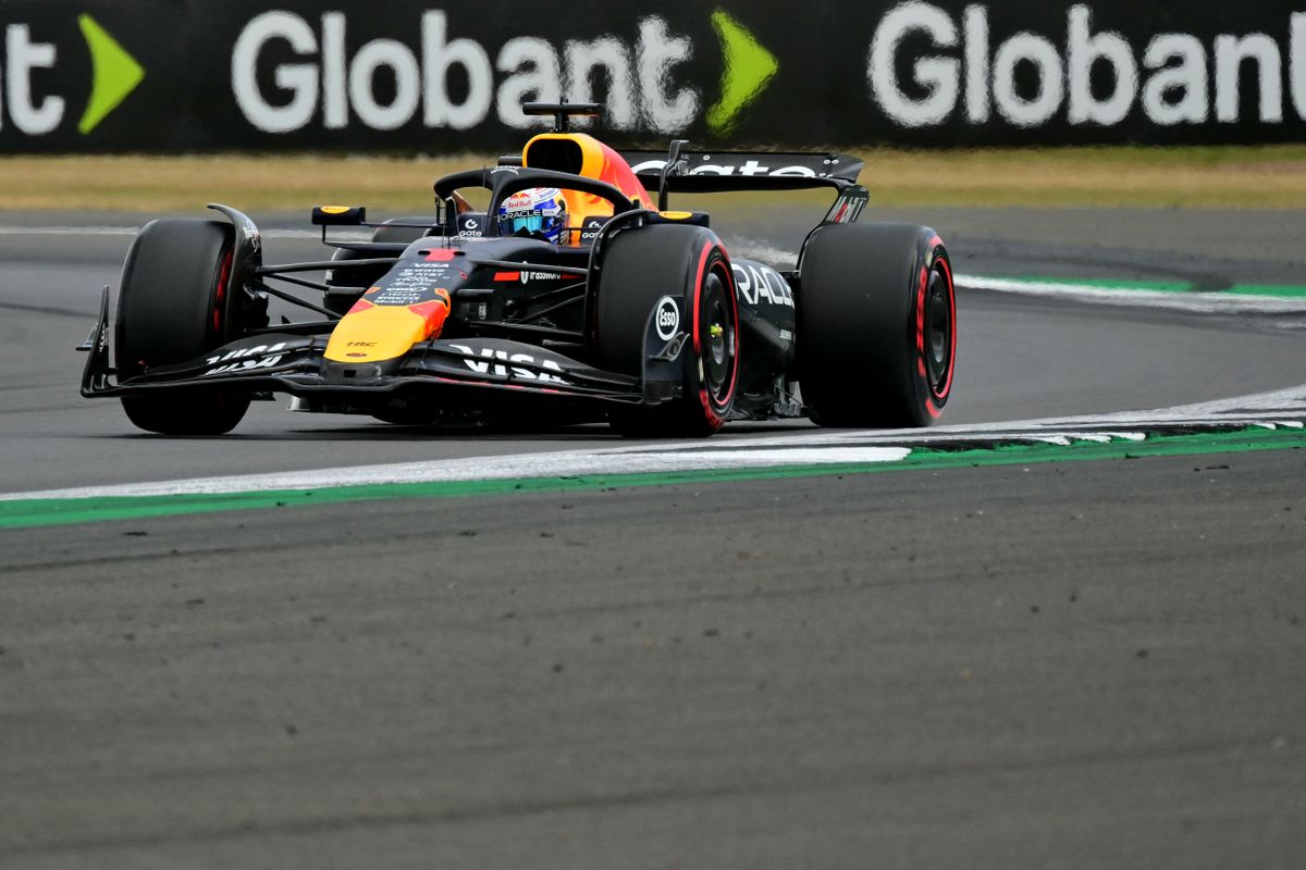 Max Verstappen egyelőre nem cseréli le a Red Bullját