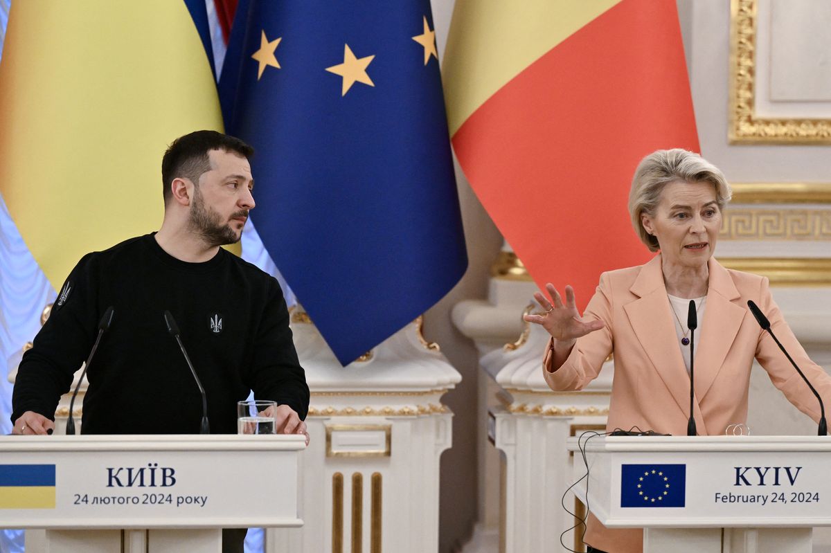 Zelenszkij tovább folytatja a kényszersorozásokat