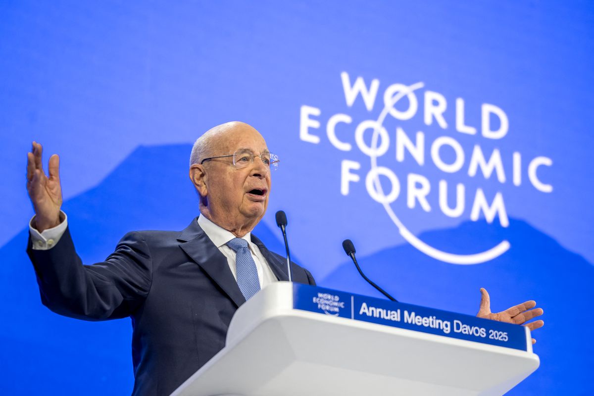 Klaus Schwab birodalmáról lehullt a lepel
