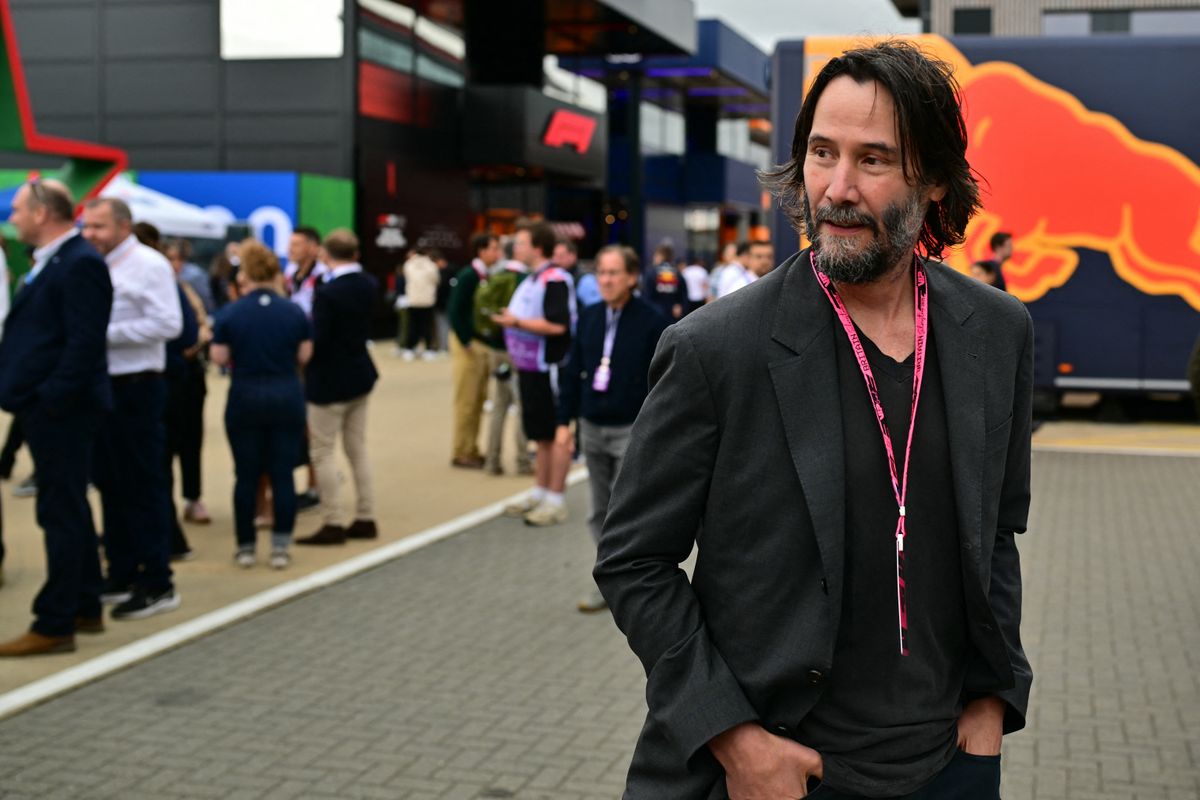 A John Wick filmek főszereplőjének luxusóráit Los Angeles-i otthonából lopták el 2023-ban, most viszont Chilében egy rendőrségi razzia során kerültek elő