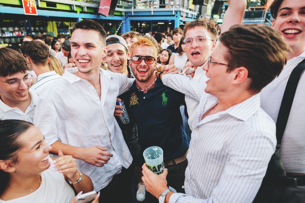 Pont ott party