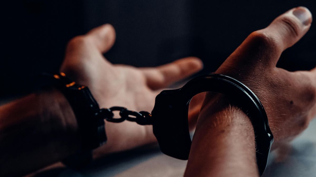 Megpróbálták elkerülni a börtönt, rendőrkézen végezték