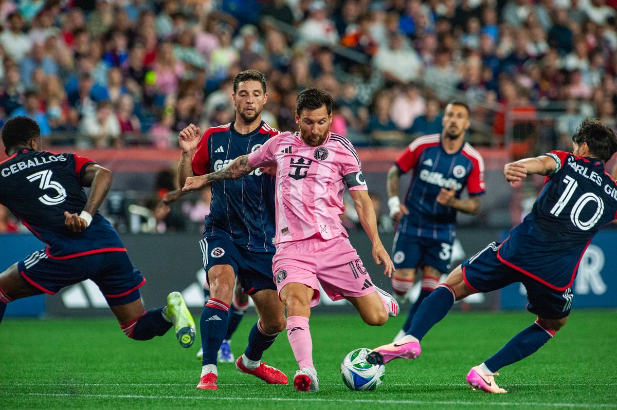 Messi továbbra is őrületbe kergeti a védőket