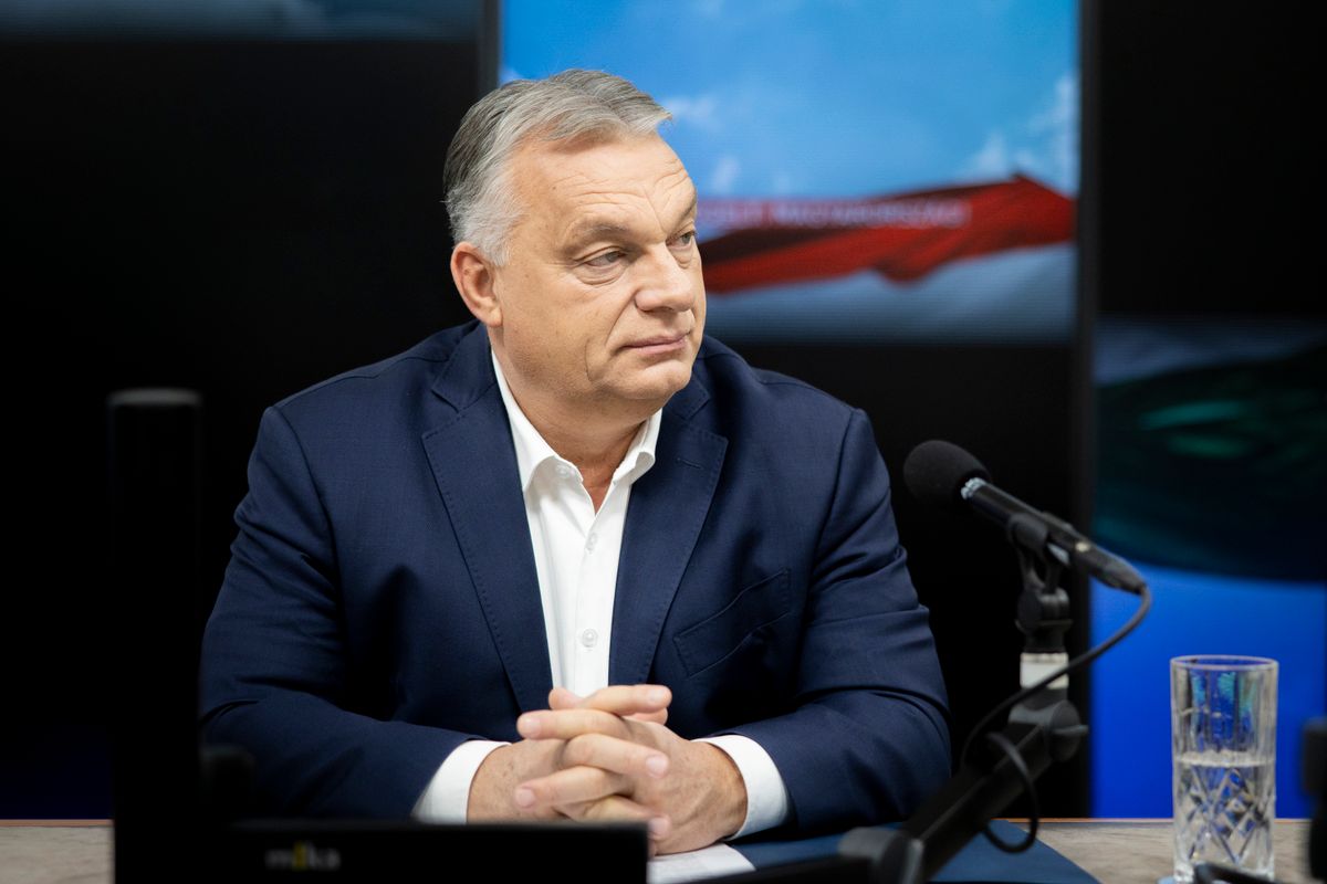 Budapest, 2024. december 13.
A Miniszterelnöki Sajtóiroda által közreadott képen Orbán Viktor miniszterelnök interjút ad a Jó reggelt, Magyarország! című műsorban a Kossuth rádió óbudai stúdiójában 2024. december 13-án.
MTI/Miniszterelnöki Sajtóiroda/Fischer Zoltán