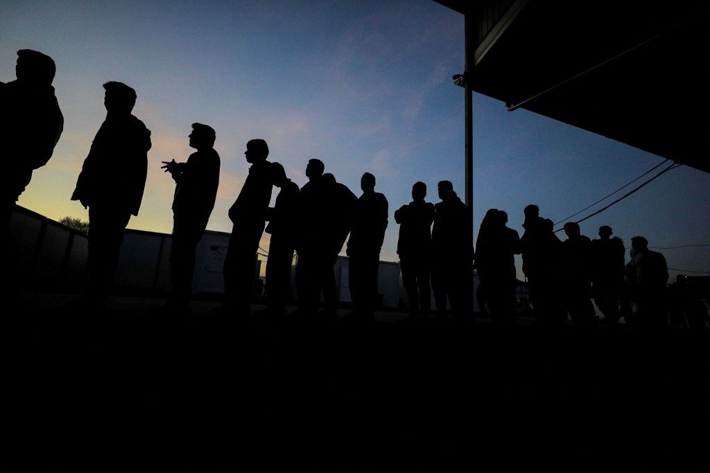 Migránsok miatt rettegnek Boszniában (Fotó: AFP)