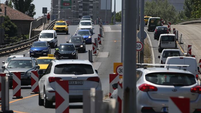 20250701 budapest felujitasok miatt dugok alakulnak ki a kozlekedesben havran zoltan magyar nemezet
