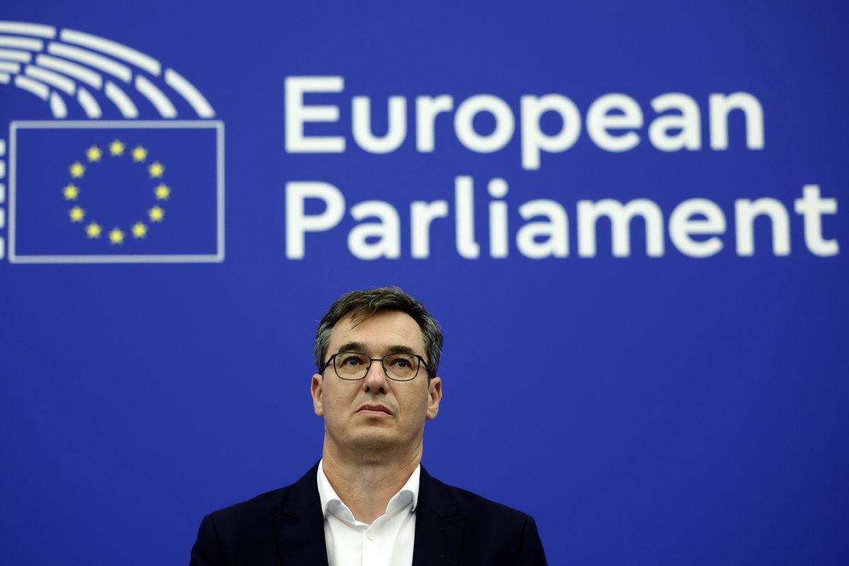 Strasbourg, 2025. július 9.
Karácsony Gergely, Budapest főpolgármestere az Európai Parlament strasbourgi épületében tartott sajtótájékoztatón 2025. július 9-én.
MTI/EPA/Guillaume Horcajuelo