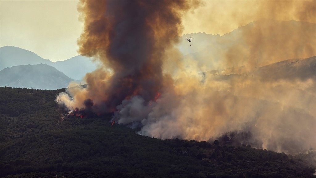 Spanyolország tűzvész (Fotó: AHMED ABBASI / ANADOLU)