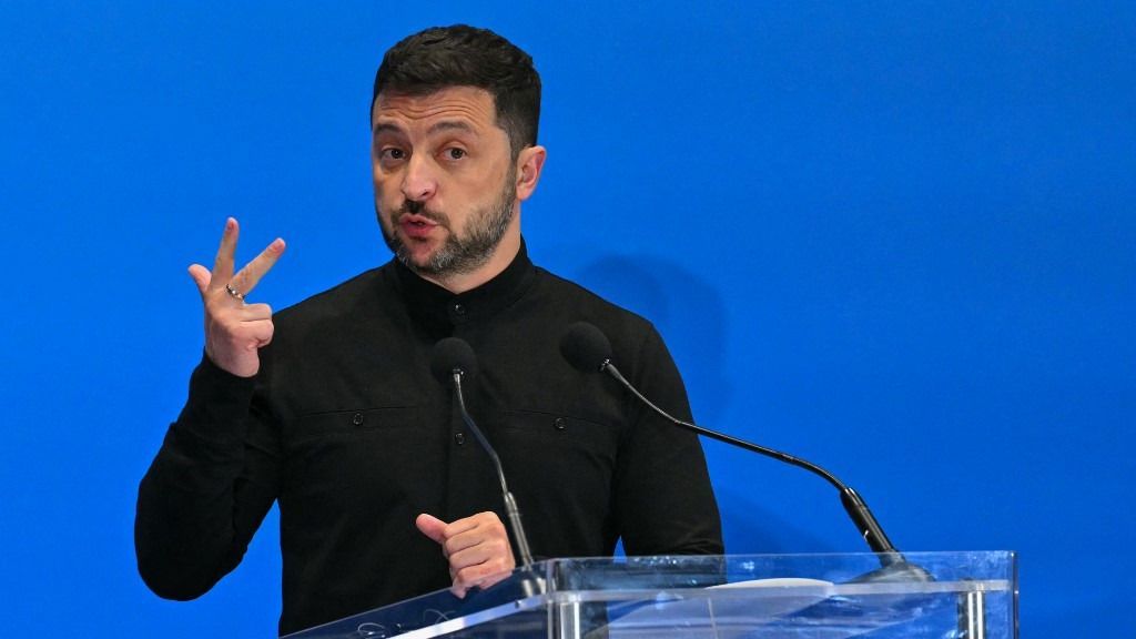 Több milliárd eurós támogatási és befektetési ígéretek hangzottak el Ukrajna újjáépítésére a római helyreállítási konferencián (Fotó: ANDREAS SOLARO / AFP)