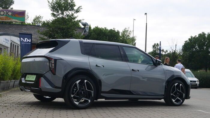 Kia EV4