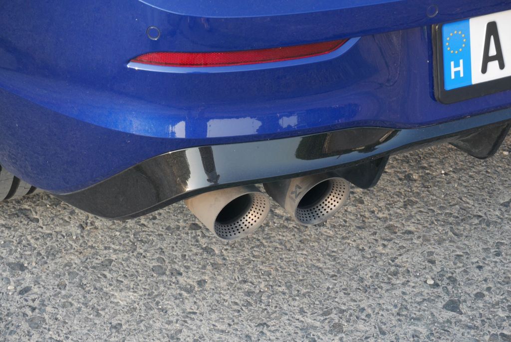 Volkswagen Golf R