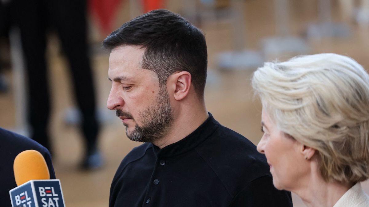 Zelenszkij fenyegető üzenetet küldött