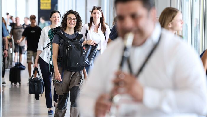Muzsikáló Magyarország - cigányzene szórakoztatja az utazókat