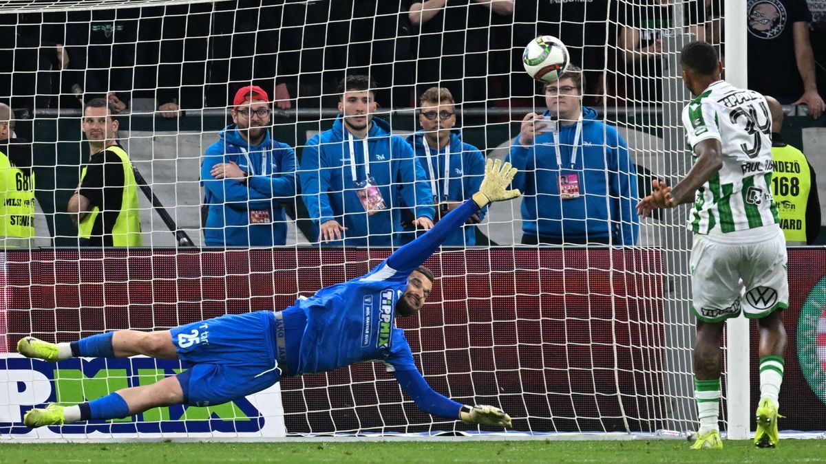 Szappanos Péter nagy bravúrokat mutatatott be tavaly, a Marco Rossi vezette válogatottban is számítanak rá.