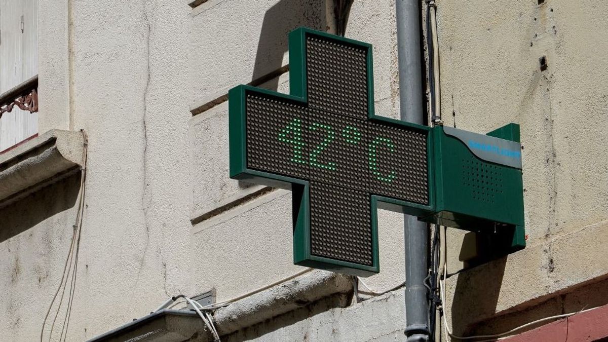 Meghosszabbították a másodfokú hőségriasztást, tartós kánikulára figyelmeztetnek