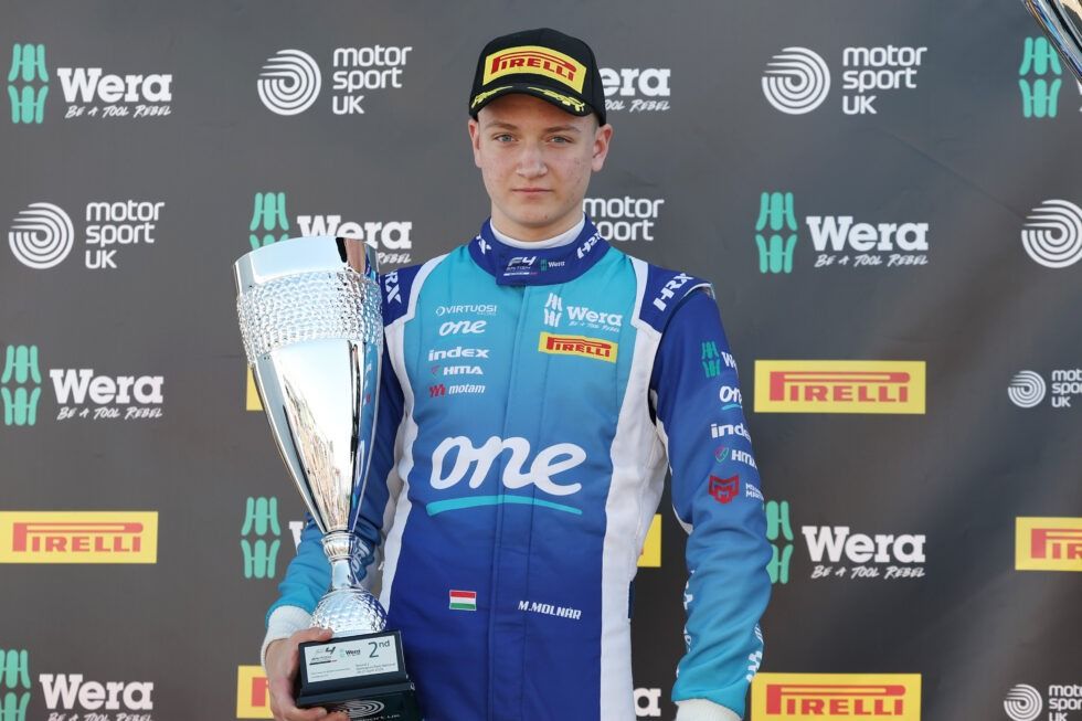 A 16 éves tehetség lehet az F1 következő magyar pilótája
