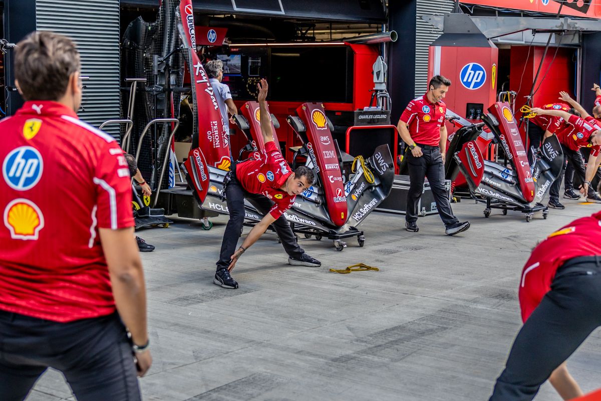 Közös torna Ferrari-módra
