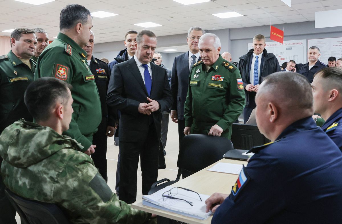 Dmitrij Medvegyev nem rejtette véka alá véleményét