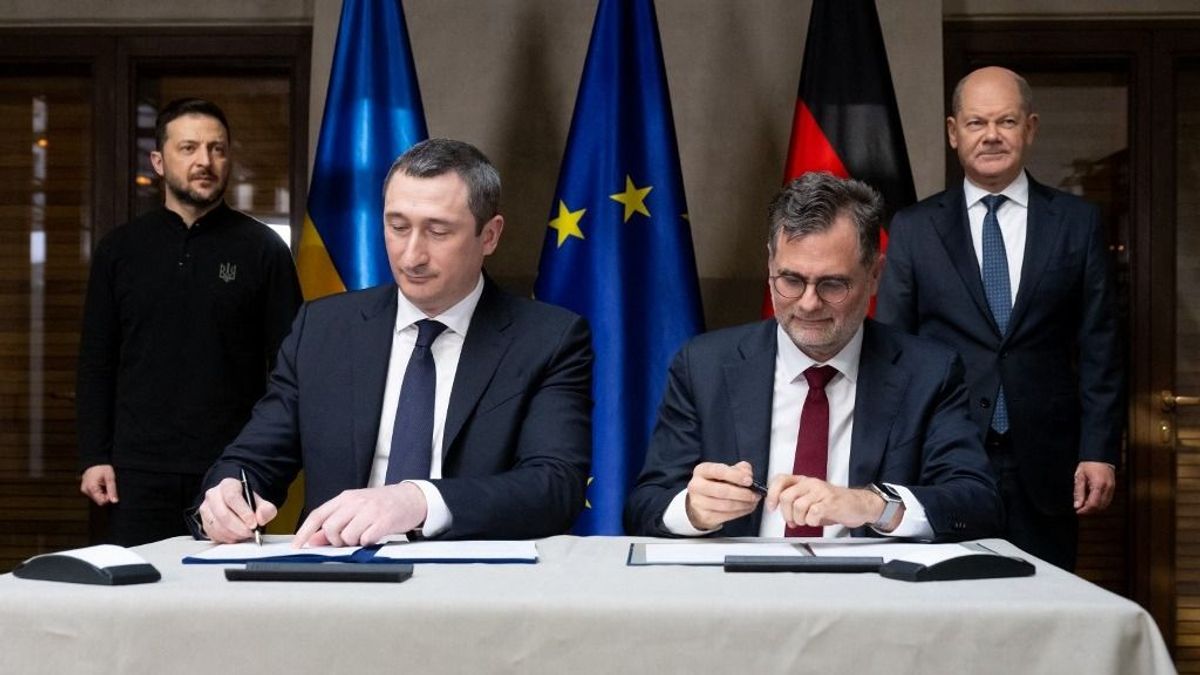 Magyarázkodik a cég, amelynek munkatársa óvadékot fizetett Zelenszkij korrupt emberéért