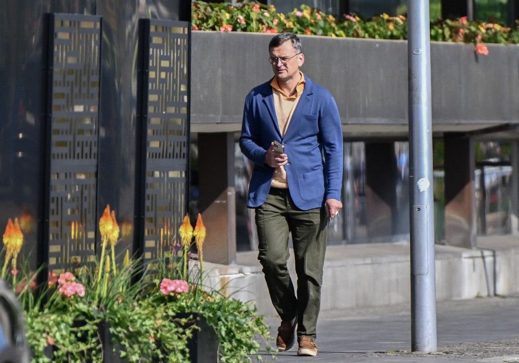 Dmytro Kuleba, former Foreign Minister of Ukraine, outside the Grand Hotel during the Bilderberg meeting in Stockholm, Sweden, Thursday June 12, 2025. The Bilderberg Group has booked the Grand Hotel in central Stockholm from June 10 to June 14.
Photo: Christine Olsson / TT / Code 10430 (Photo by CHRISTINE OLSSON / TT News Agency via AFP)