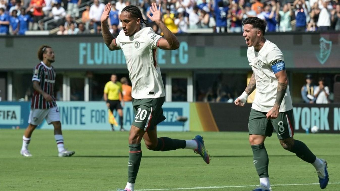 Liam Delap bánhatja Joao Pedro kiváló kezdését.