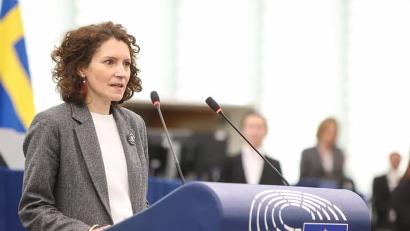 Bevásárolt magyar értékpapírból a Tisza Párt EP-képviselője