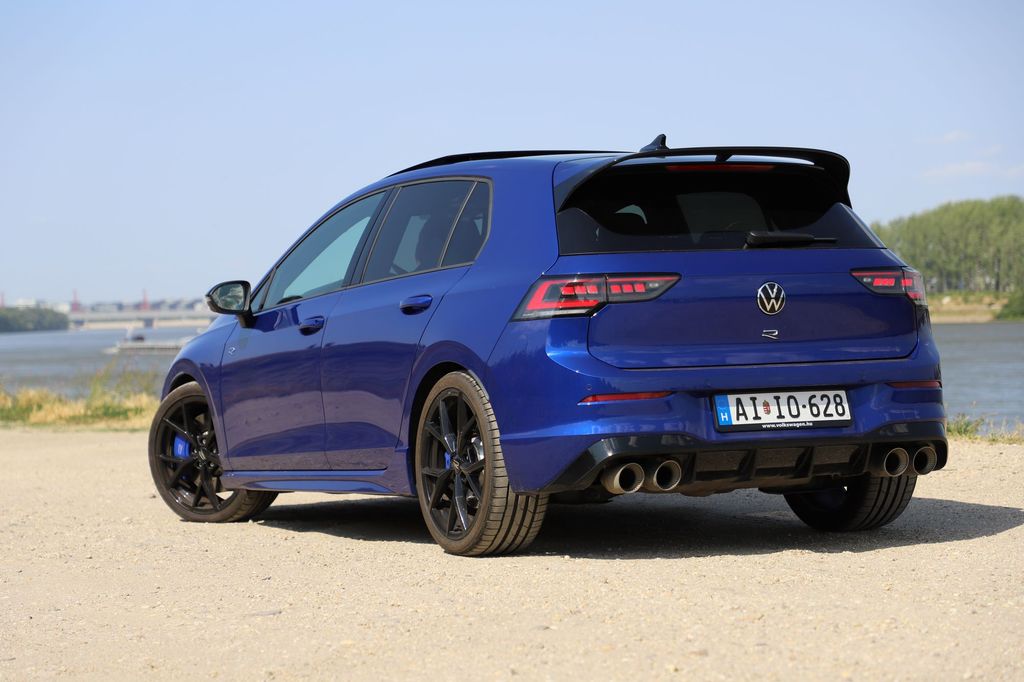 Volkswagen Golf R