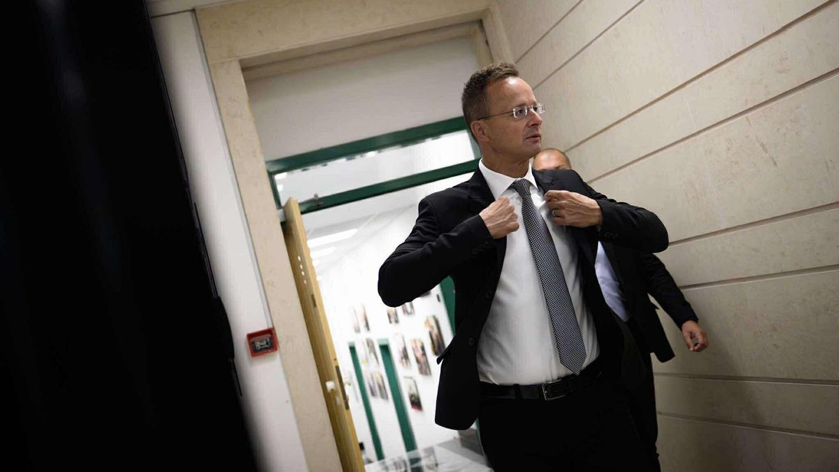 Szijjártó Péter elmondta, mi a magyarok feladata a háborúval kapcsolatban