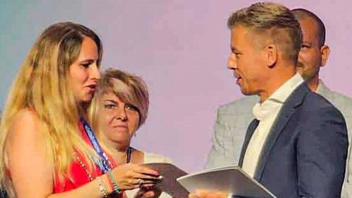 Pornós, szopránénekes, genderaktivista, tokatábornok – alakul Magyar Péter csodacsapata