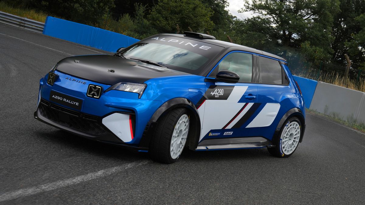 Itt az Alpine villanymotoros raliautója