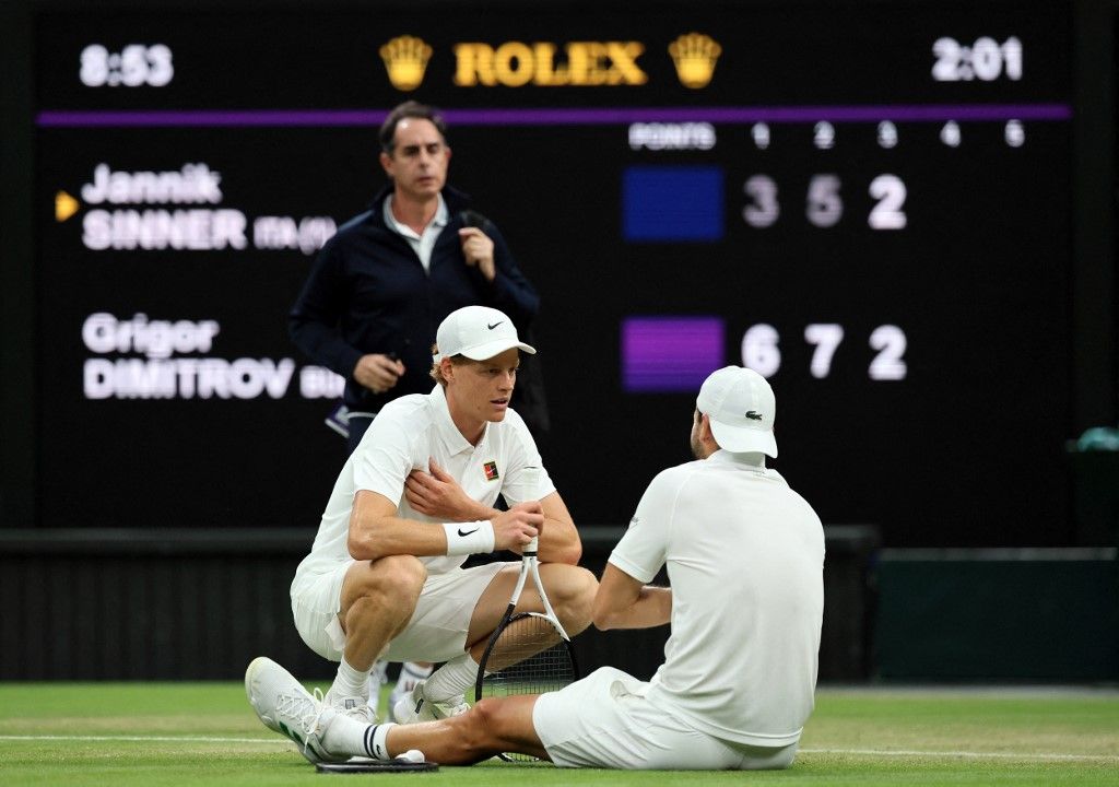 Drimitrovnak fel kellett adnia a Jannik Sinner elleni, wimbledoni nyolcaddöntőjét