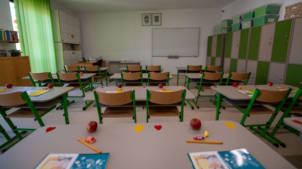 Az iskolában nincs helye a politikának, de ezt nem bírja mindenki betartani + videó