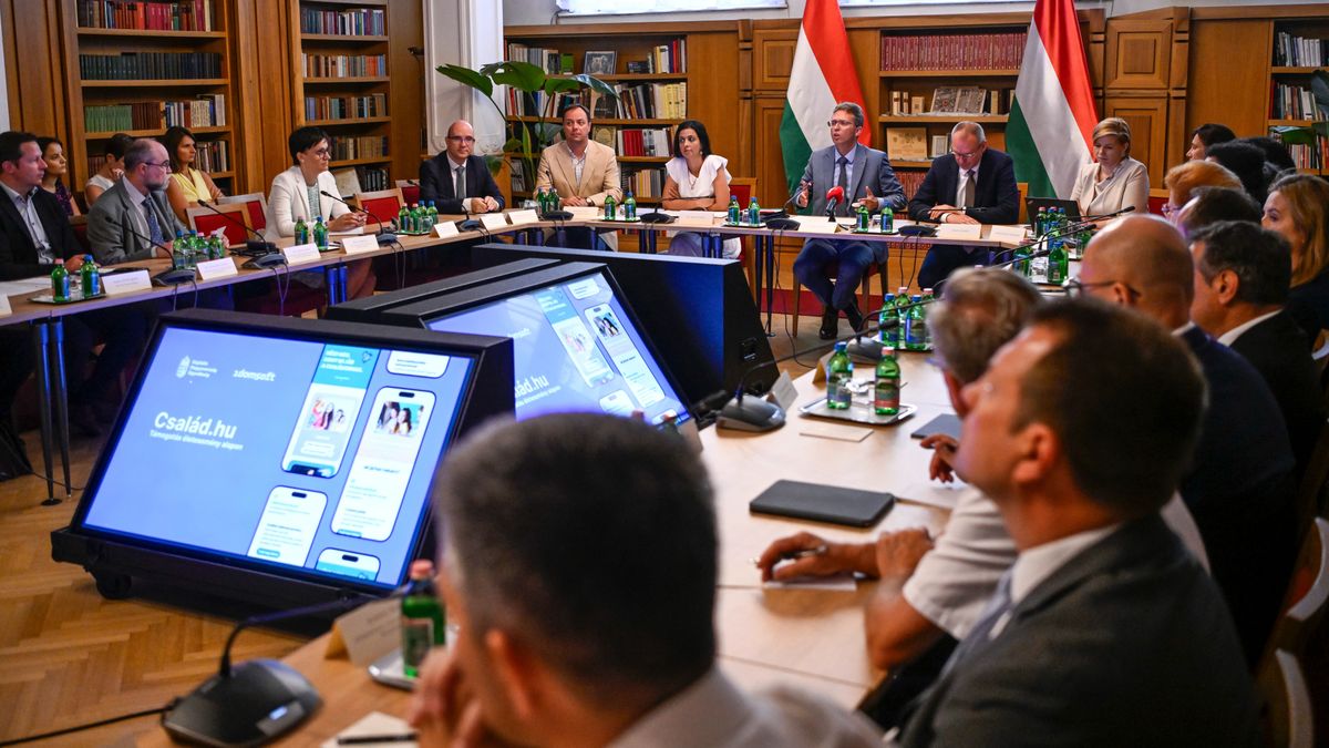 Megalakult a Családügyi Kerekasztal