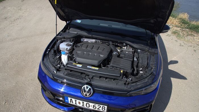Volkswagen Golf R