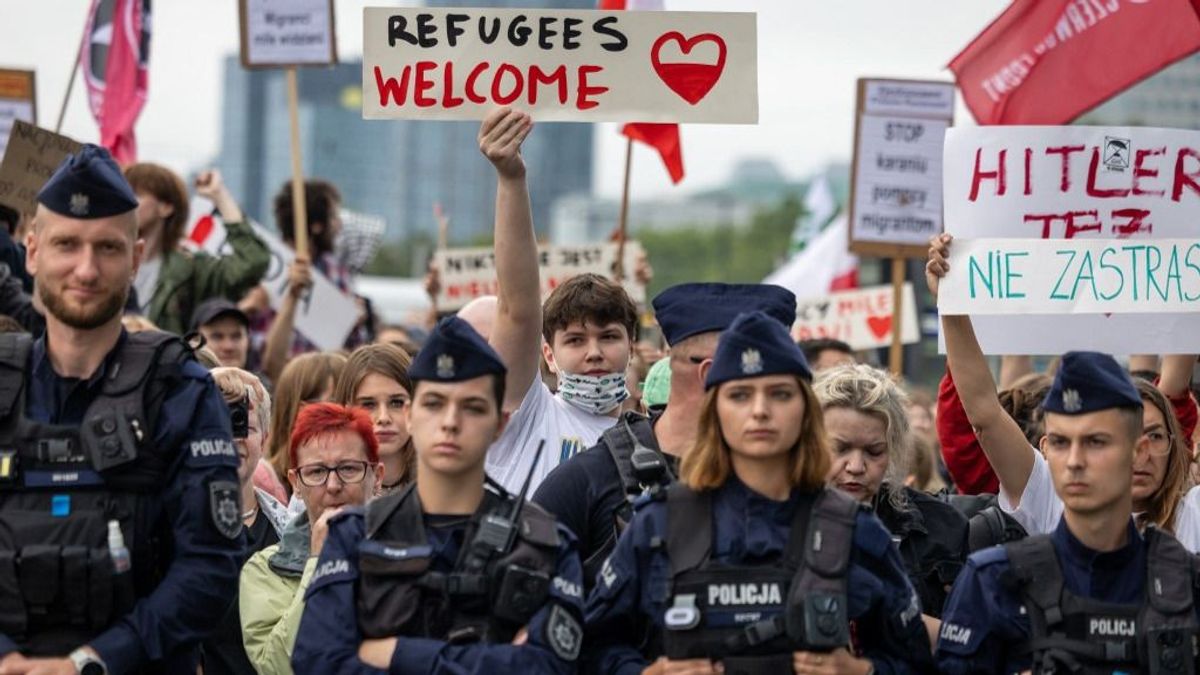 Az EU migrációs politikája ellen tüntettek Lengyelországban