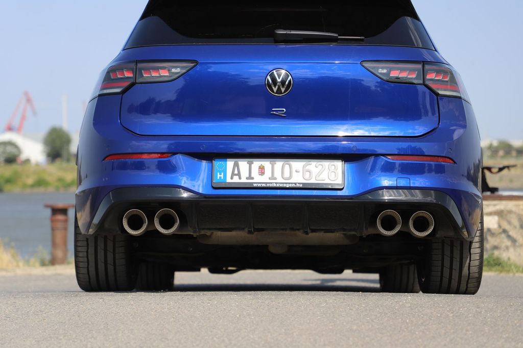 Volkswagen Golf R