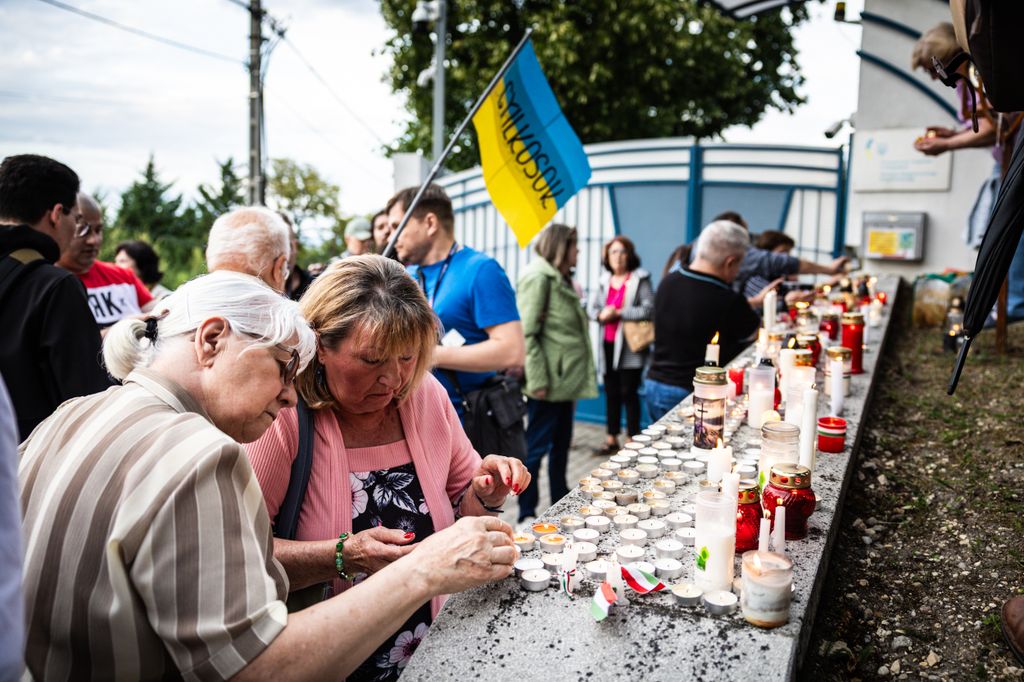 Ukrán nagykövetség gyertyagyújtás