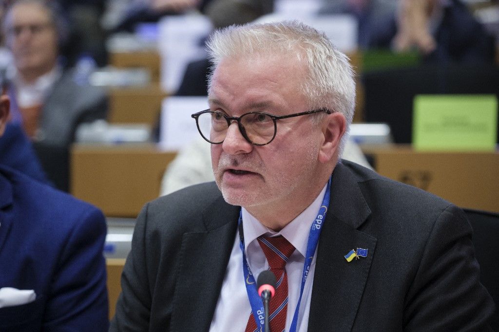 13 January 2025, Belgium, Brüssel: German Member of the European Parliament Michael Gahler (CDU) asks a question during a meeting of the Joint Committee on Foreign Affairs (AFET) and Subcommittee on Security and Defense (SEDE) in the European Parliament. Topics of discussion include EU-NATO cooperation, efforts to strengthen NATO defense and deterrence, Russia's ongoing war of aggression against Ukraine and its impact on transatlantic relations, as well as other regional and global security threats and common challenges. Photo: Thierry Monasse/dpa (Photo by THIERRY MONASSE / dpa Picture-Alliance via AFP)
