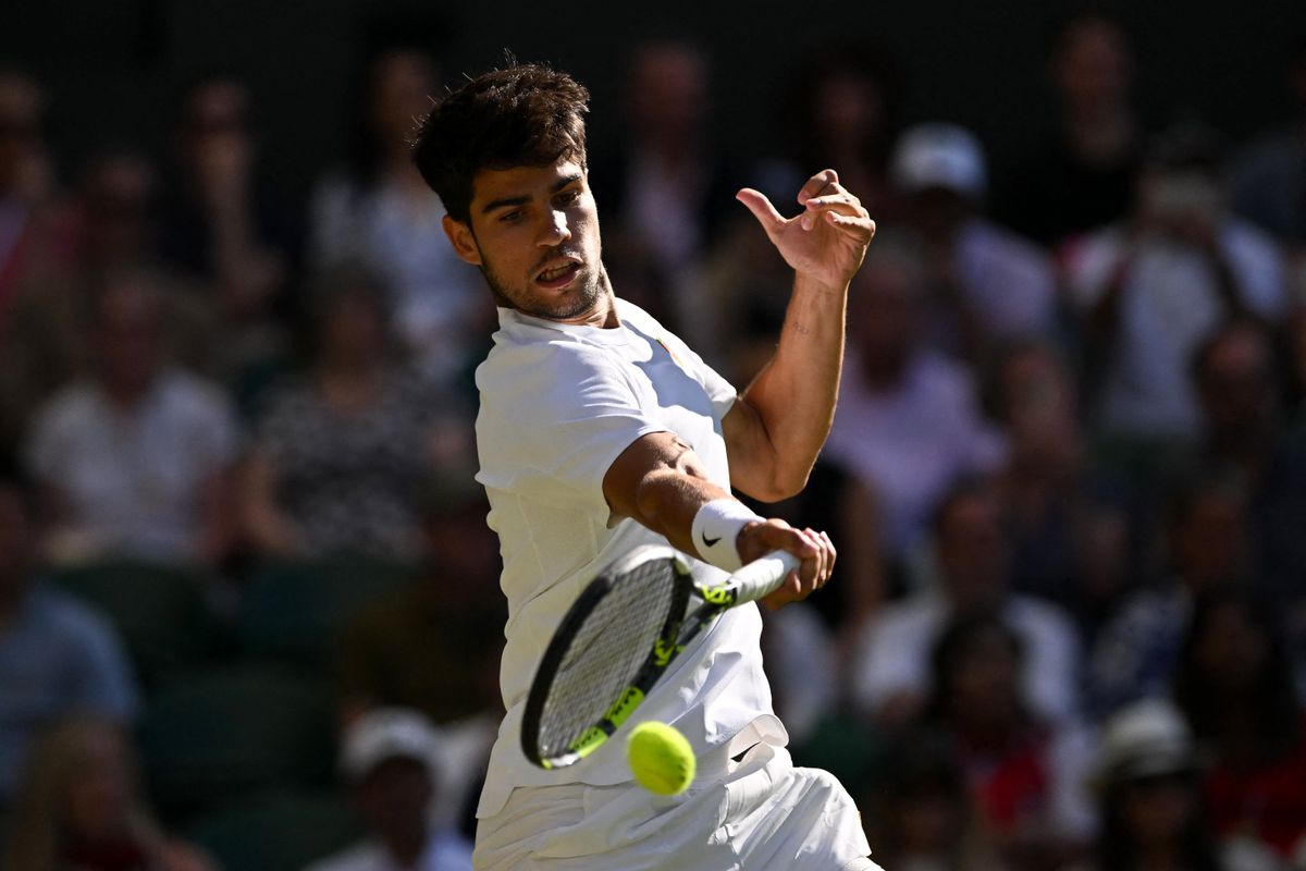 Carlos Alcaraz a negyeddöntőben a brit Cameron Norrie ellen lépett pályára Wimbledonban