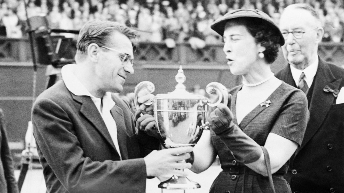 Egyiptom wimbledoni hőse jégkorongban is világbajnok volt